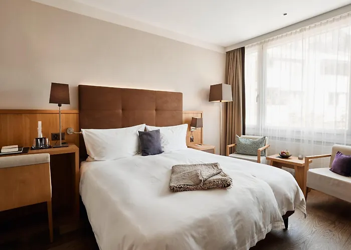 Victoria - Alpine Boutique & Fine Dining Отель 4*