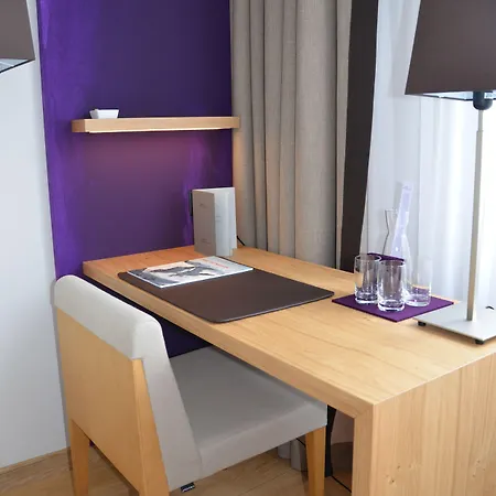 Victoria - Alpine Boutique & Fine Dining 4* מירינגן