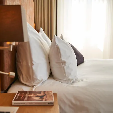 מלון Victoria - Alpine Boutique & Fine Dining